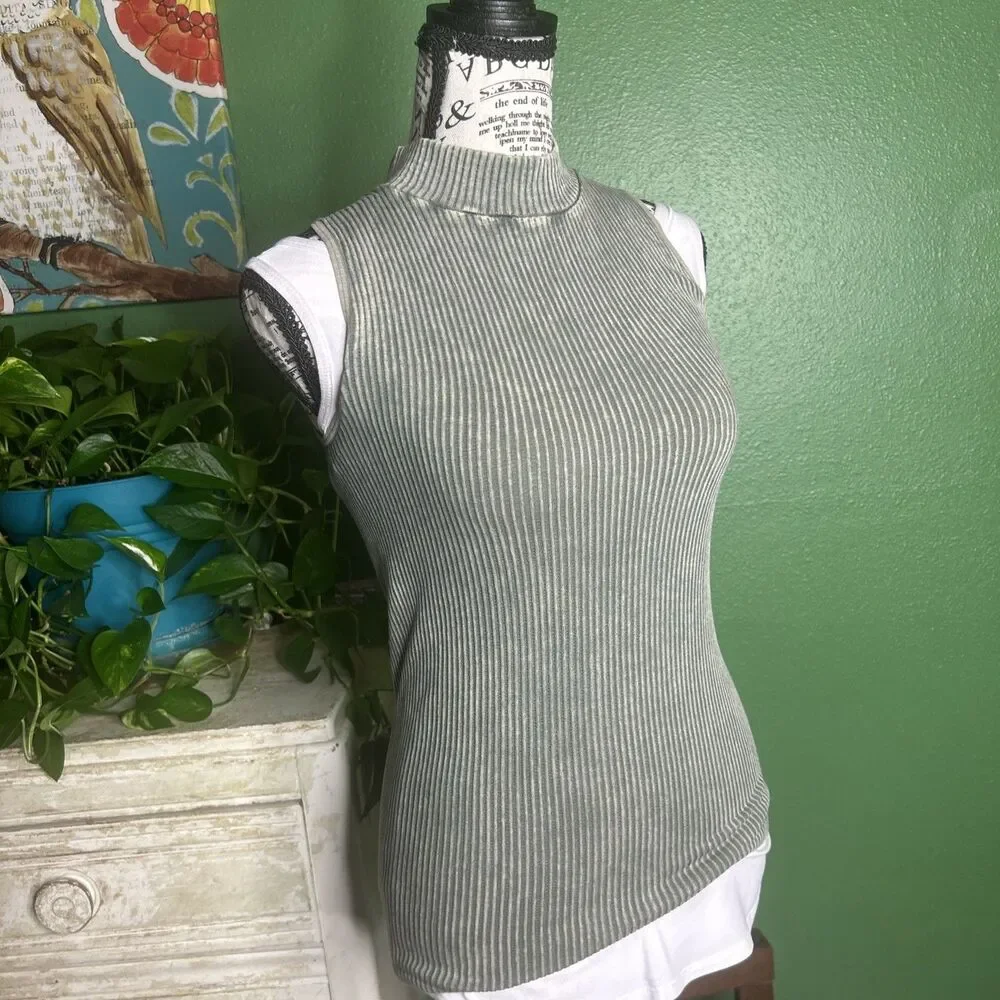 Intimately Free People Grey Ribbed Mock Neck Keyhole Back Sleeveless Top